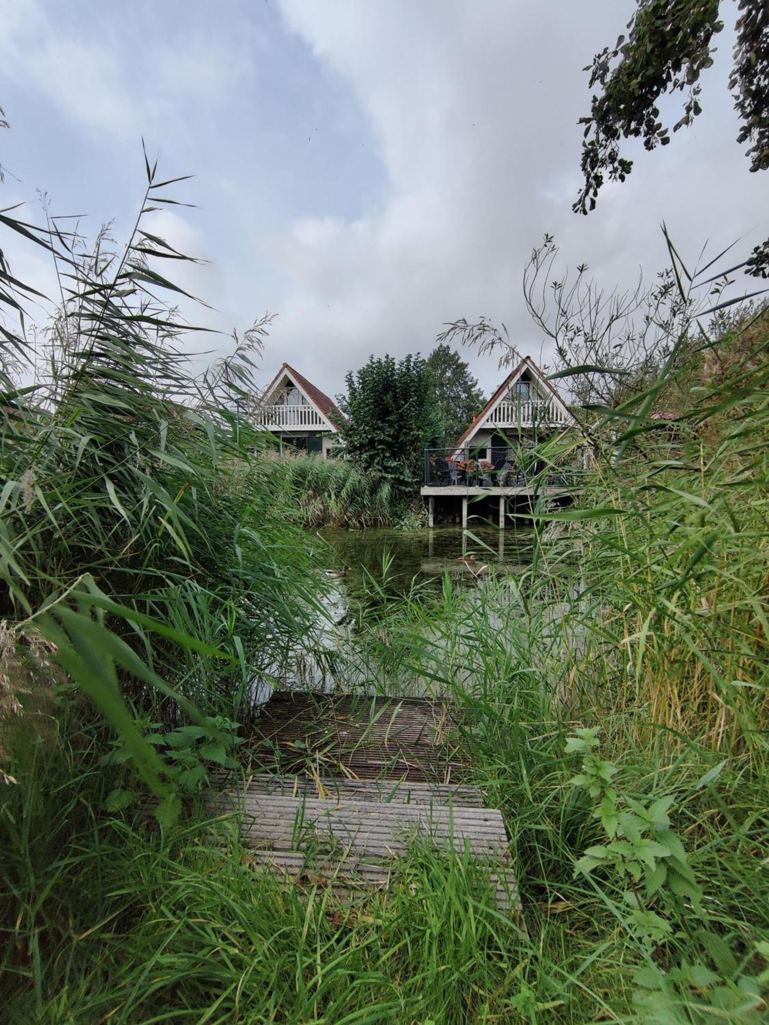 Vakantiehuis Bij Lauwersmeer Anjum Exteriör bild