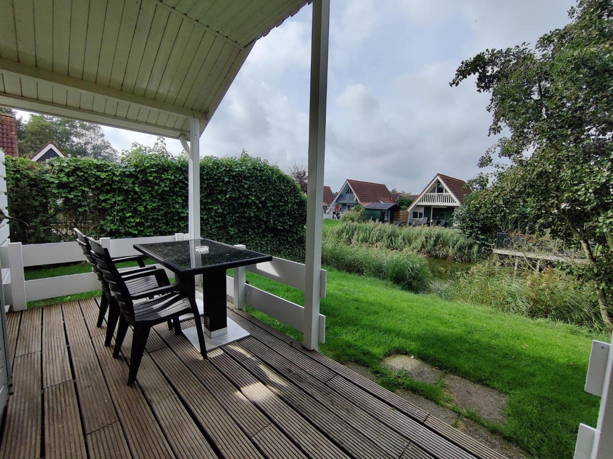 Vakantiehuis Bij Lauwersmeer Anjum Exteriör bild